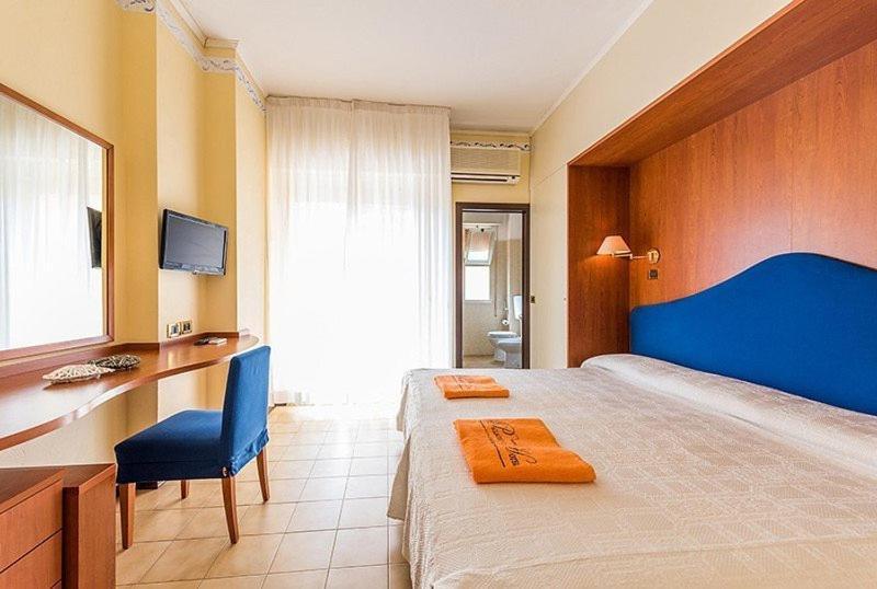 Hotel Palladio B&B Cervia Exteriör bild